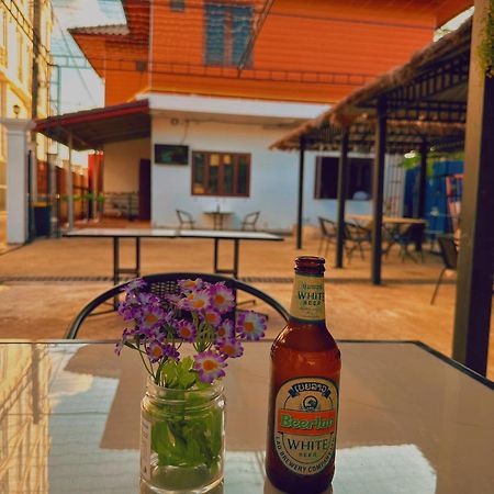 Venn Hostel Vientiane Exterior foto
